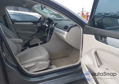 2012 Volkswagen Passat Se z USA, uszkodzony, nr VIN 1VWBP7A32CC036357